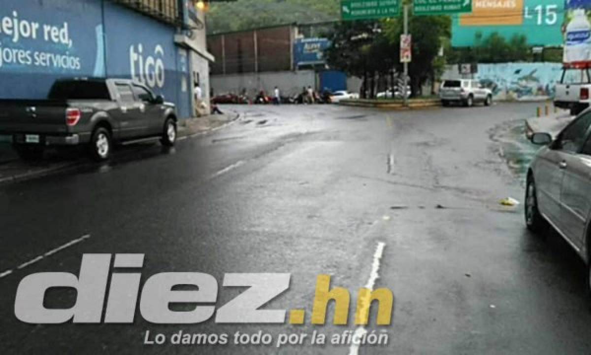 NO SE VIO POR TV: Pelea entre barras del Olimpia y Real España