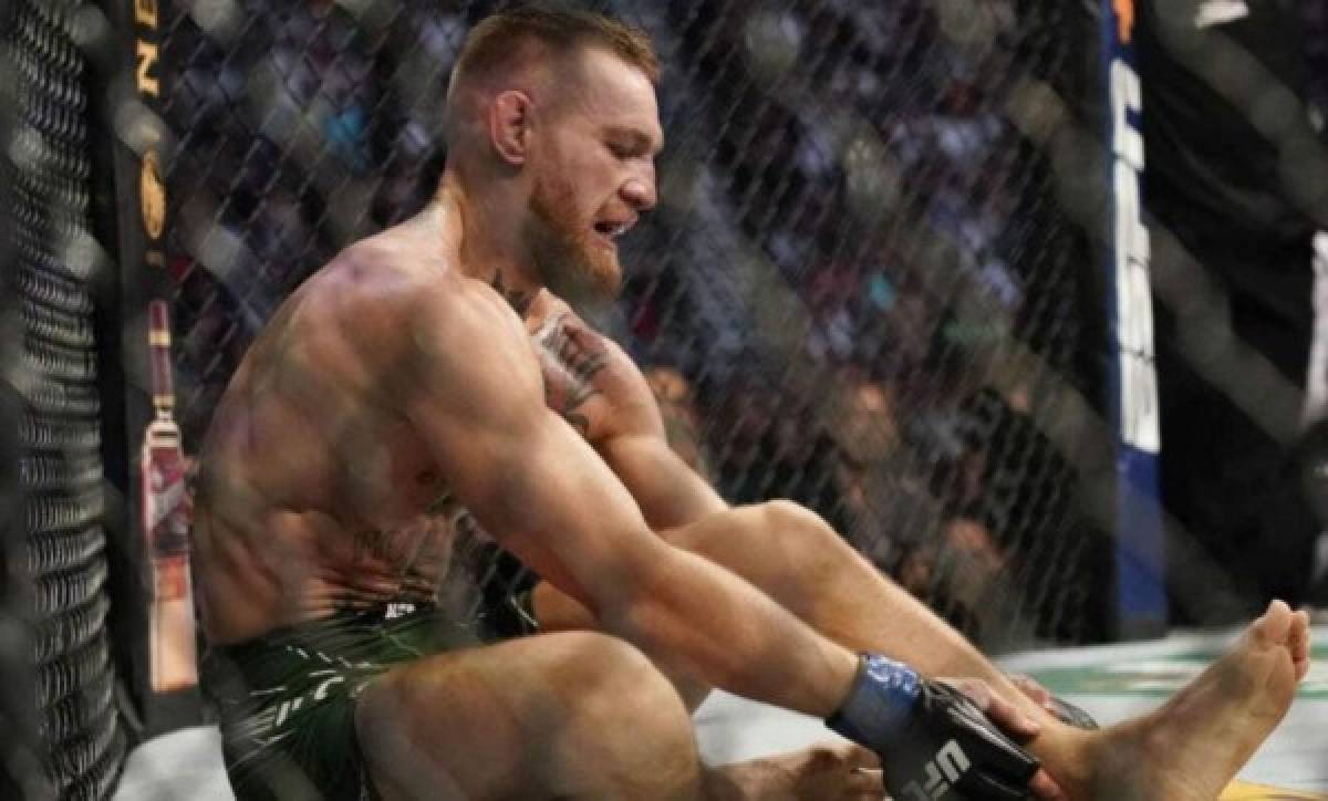 Espeluznantes imágenes: Así quedó la pierna de McGregor tras sufrir una fractura en la UFC