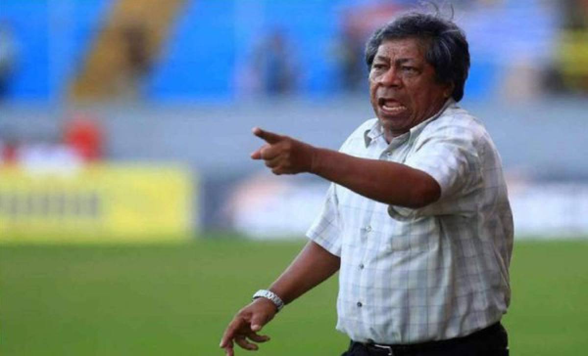 Primitivo apela al orgullo de sus jugadores ya que asegura no tener apoyo total de la federación salvadoreña