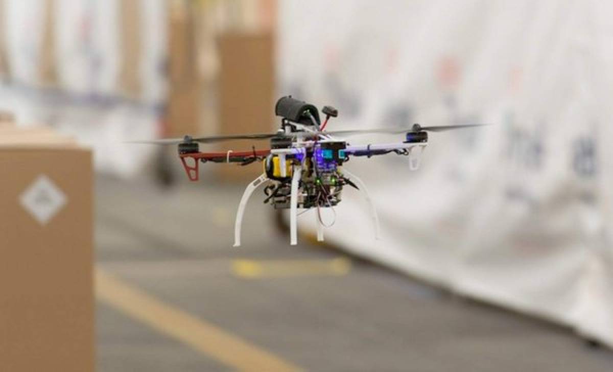 DARPA muestra las posibilidades de un dron capaz de volar a alta velocidad