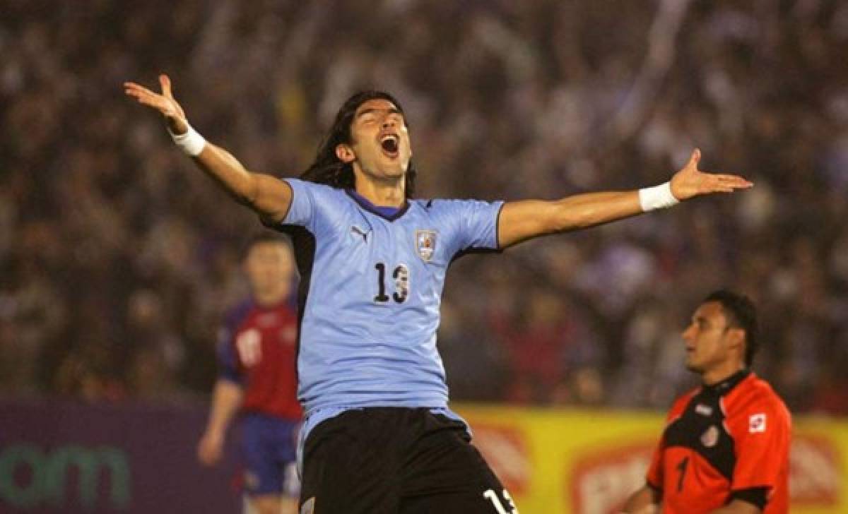 Sebastián Abreu: 'El gol que metí para clasificar al Mundial ante Costa Rica es especial'
