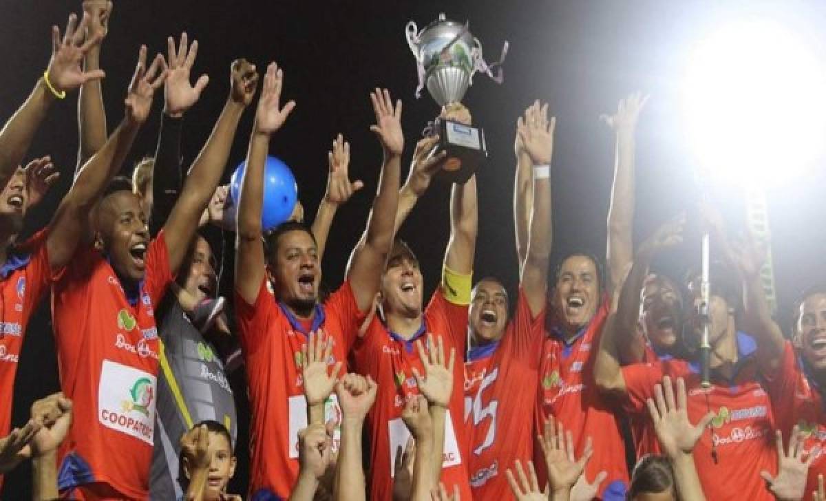La Asociación Deportiva San Carlos consiguió el ascenso en Costa Rica, es el club más importante que lo alcanza, por su historia.