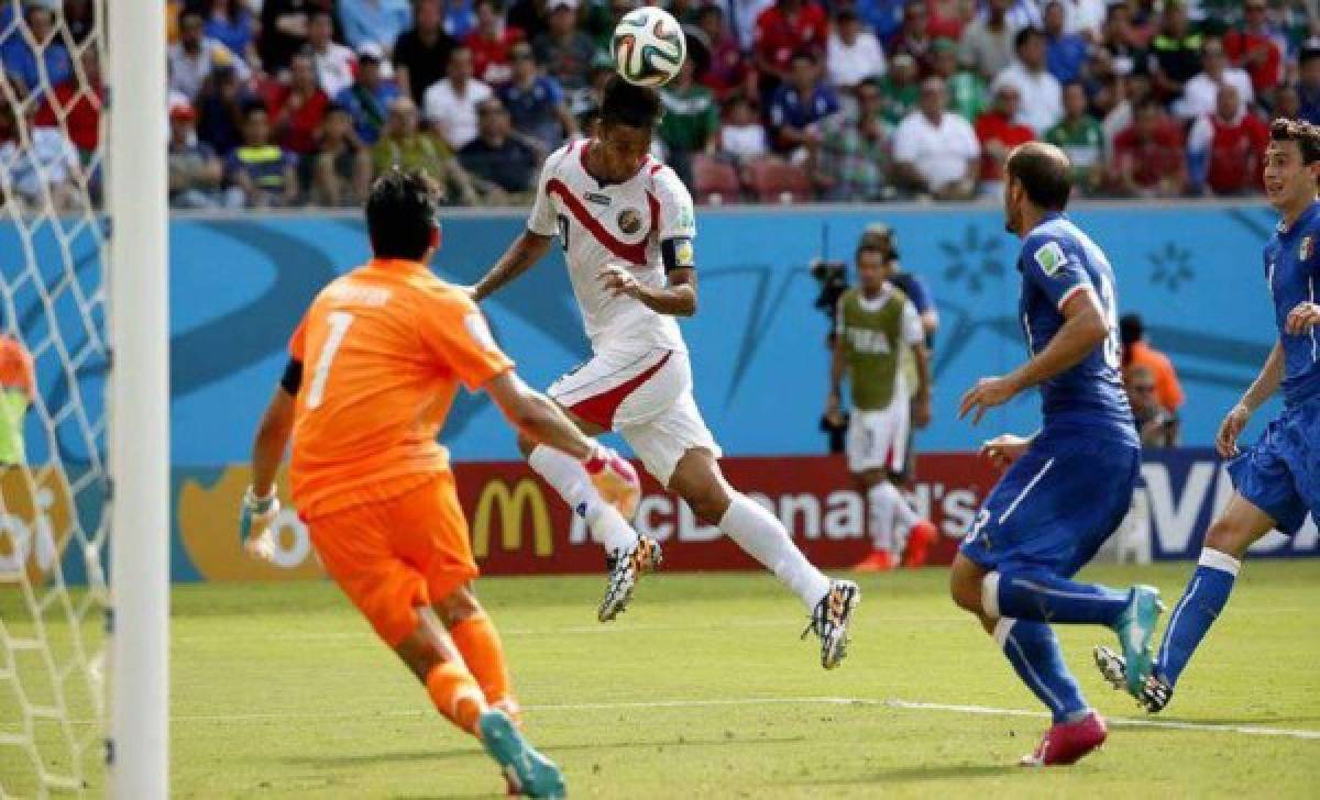 Repaso Histórico: Hace 2 años Costa Rica venció a Italia y avanzó a octavos de final en Brasil 2014