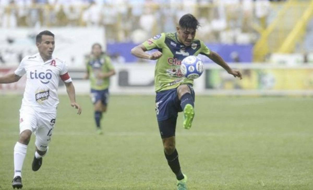 Alianza y Santa Tecla reviven últimas dos finales del fútbol salvadoreño