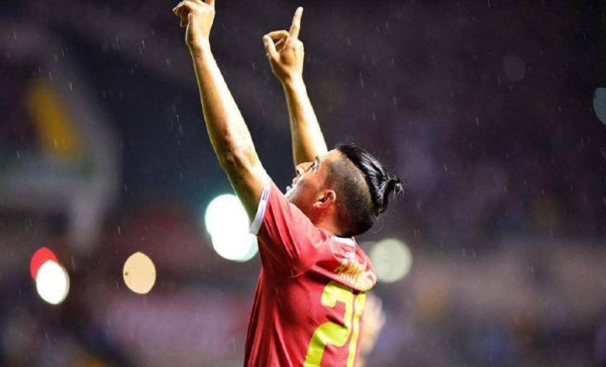 Ariel Rodríguez confirma su buen momento y anota su primer gol con Costa Rica