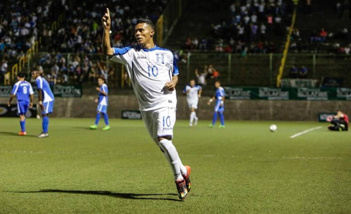 Bayron Méndez llegó a portar la ‘10’ de la Selección de Honduras y Olimpia.