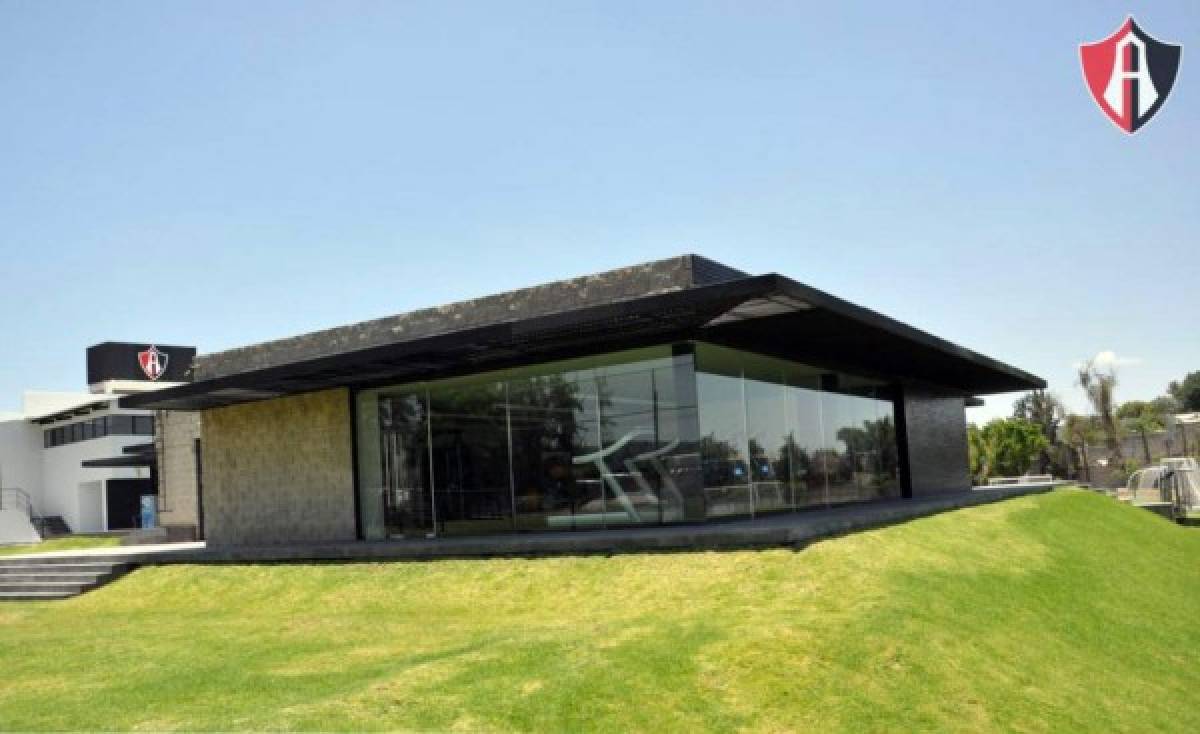 ¡De lujo! Esta es la nueva casa del hondureño Cristian Cálix en México