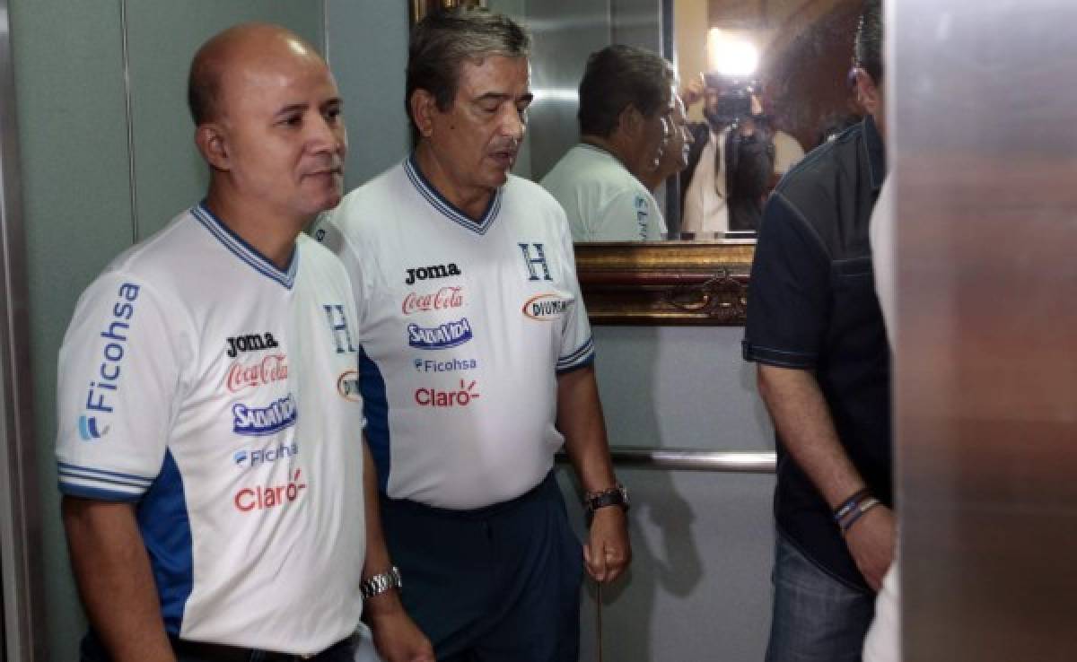 Pinto confirma que no tendrá asistente hondureño en su cuerpo técnico