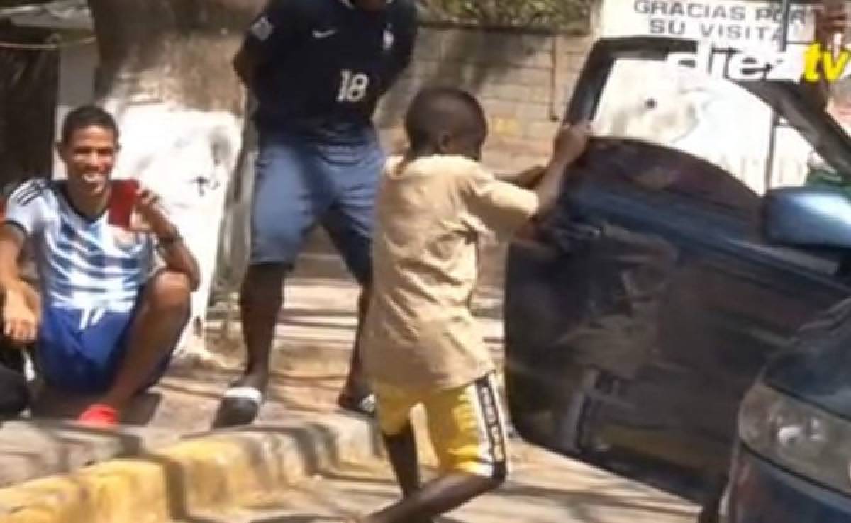 VIDEO: Niño le enseña a bailar a los jugadores del Motagua