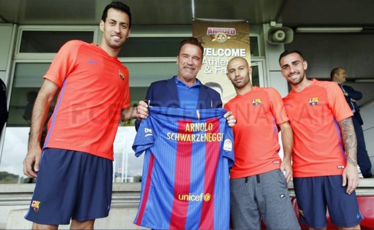 Arnold Schwarzenegger, presente en el entrenamiento del Barcelona