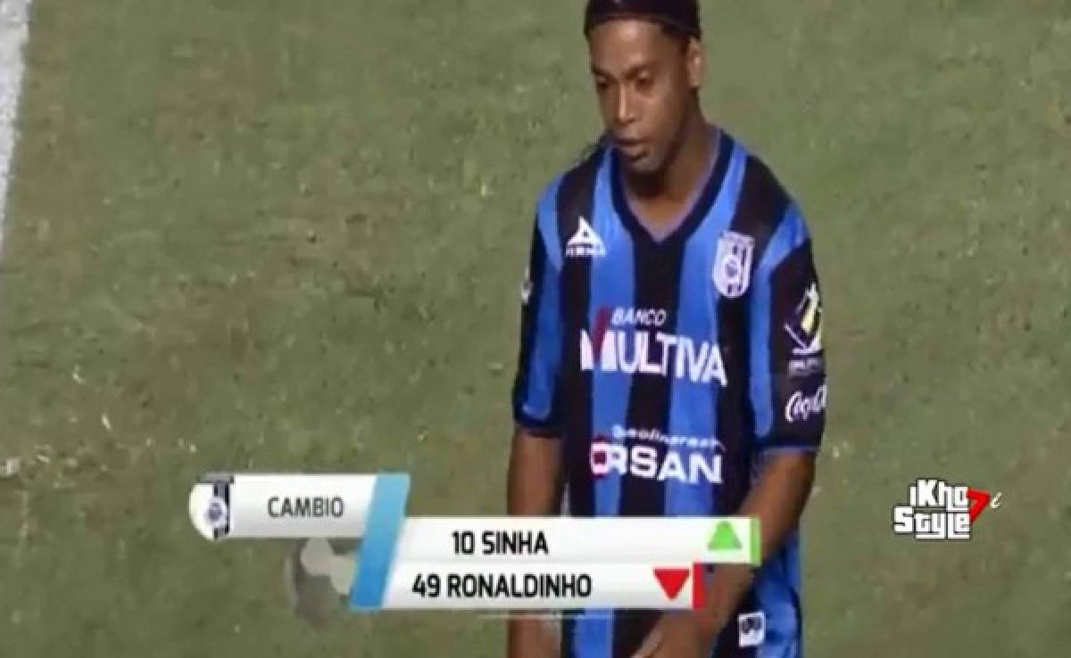 VIDEO: Ronaldinho se enoja en Querétaro por salir de cambio