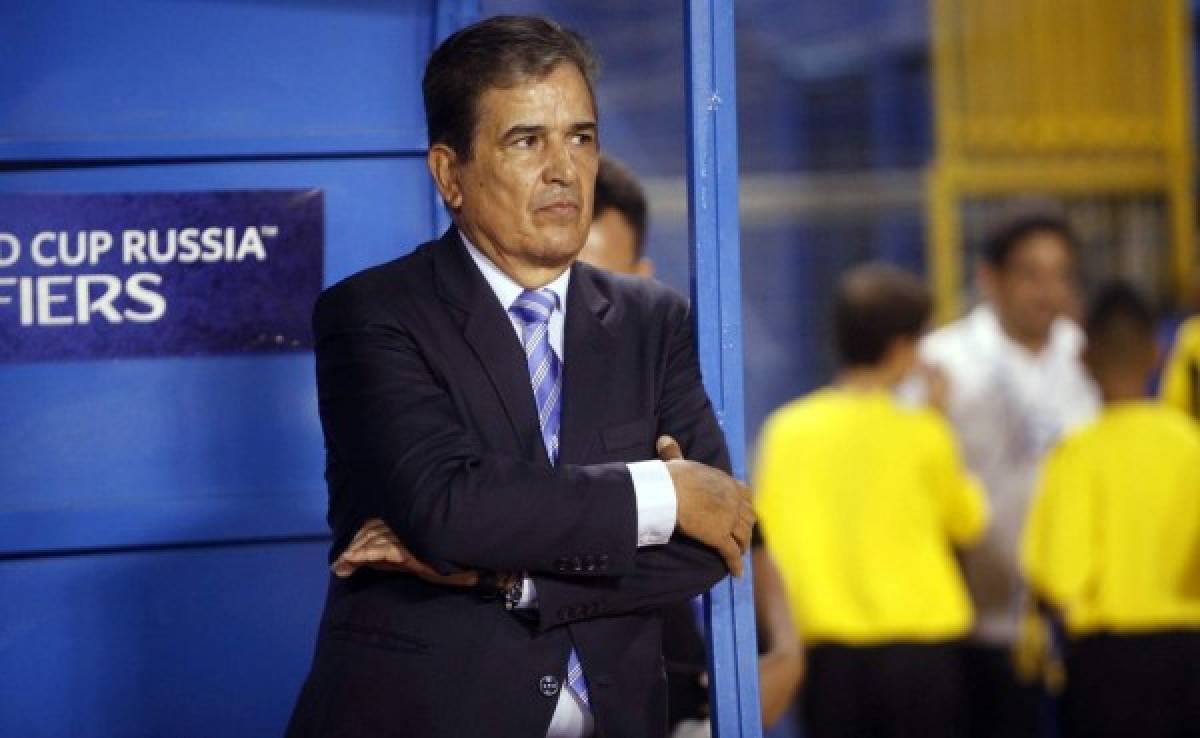 FIFA mantiene castigo al técnico de Honduras Jorge Luis Pinto
