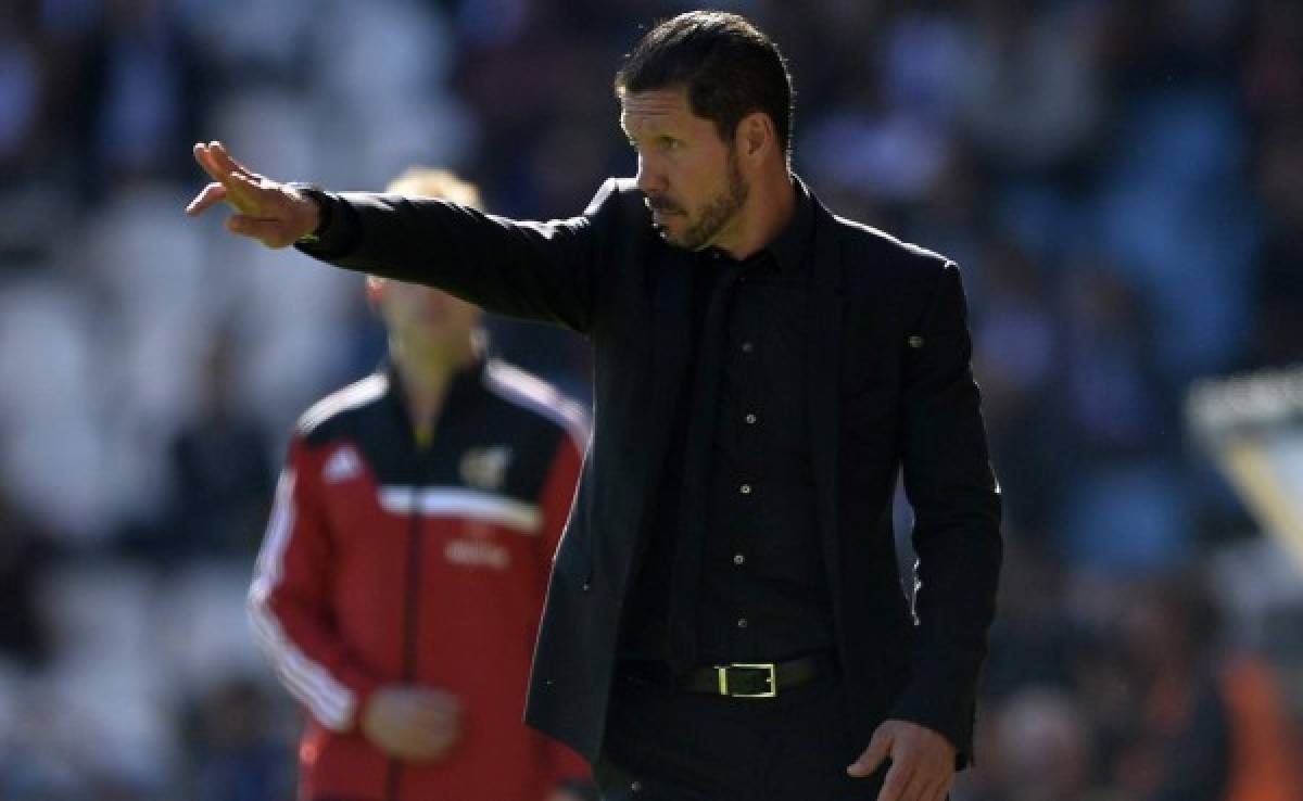 Diego Simeone se fue expulsado ante el Deportivo por protestar al árbitro  