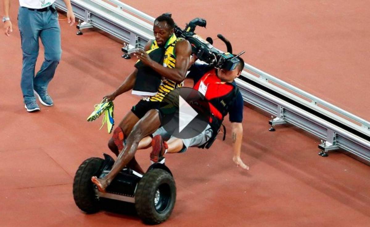 Bolt, atropellado por un camarógrafo de televisión mientras celebraba el título