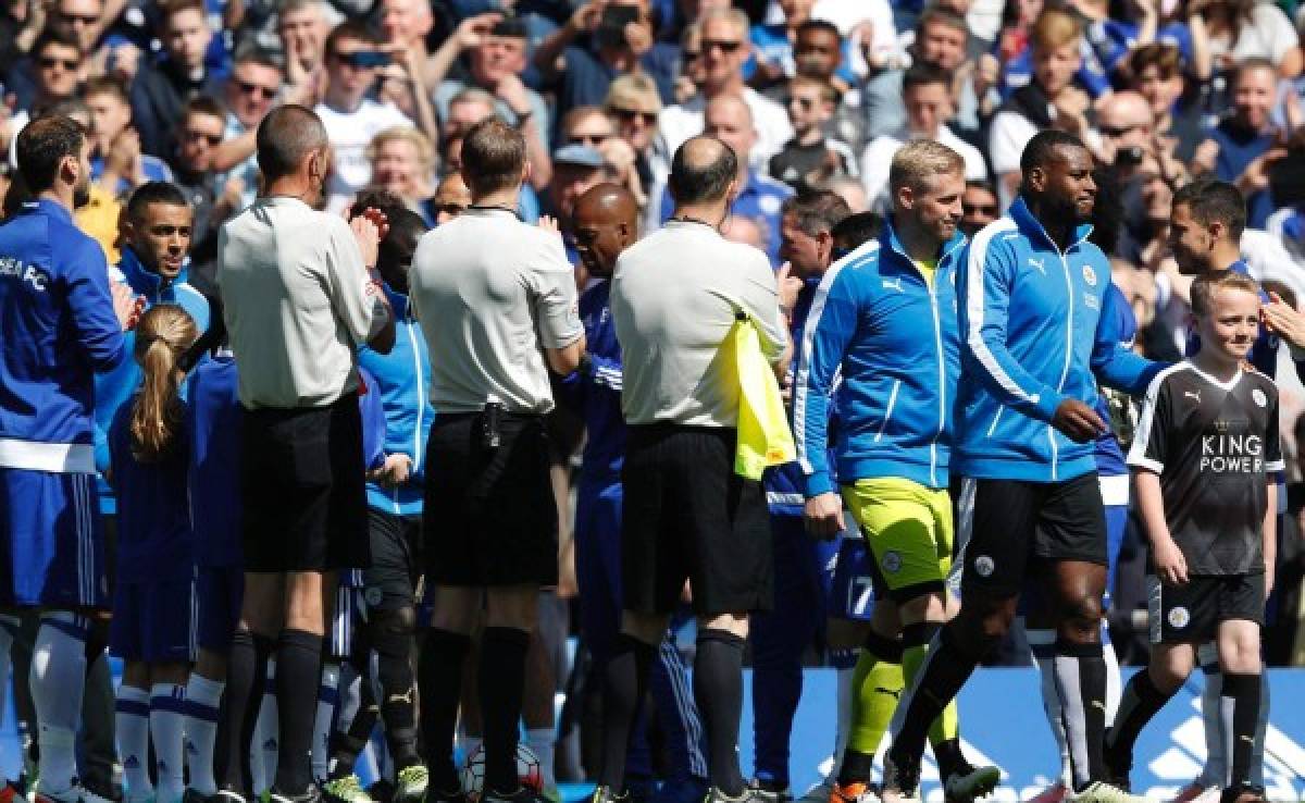 VIDEO: El Chelsea le hizo el 'pasillo' al campeón Leicester en Stamford Bridge
