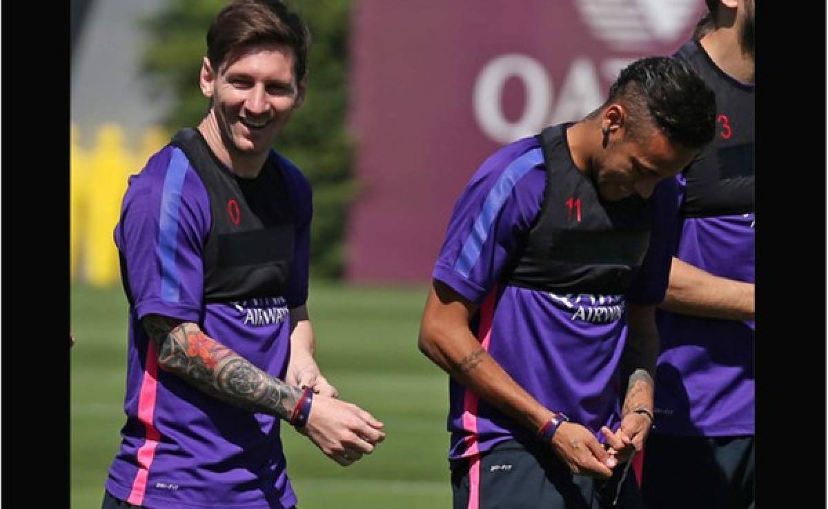 Estas pulseras de Messi y Neymar están causando sensación en las redes