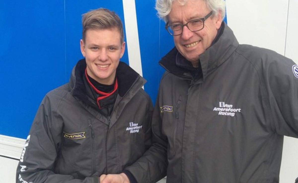 A sus 15 años de edad, Mick Schumacher sigue los pasos de su padre