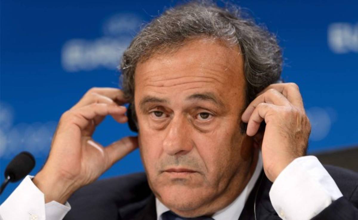 Platini afirma que no devolverá reloj que le obsequió la CBF