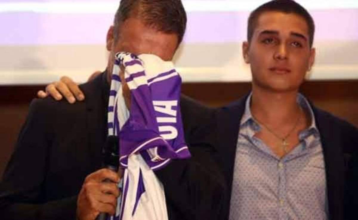 VIDEO: Gabriel Batistuta rompe en llanto durante homenaje de la Fiorentina