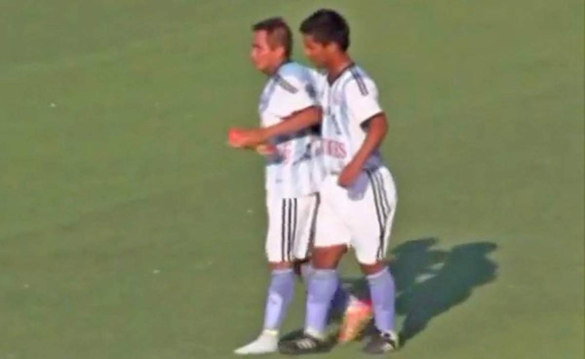 VIDEO: Se hacen los lesionados para no seguir recibiendo goles