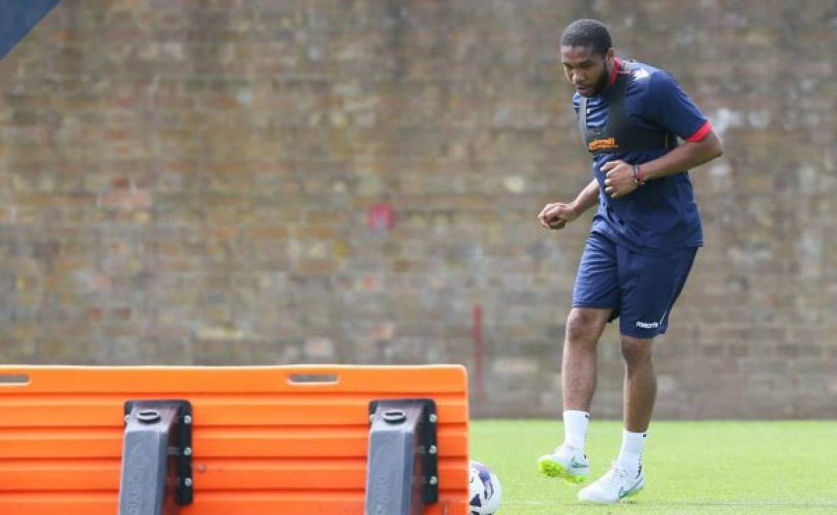 Wilson Palacios aparece entrenando en el Bolton de Inglaterra