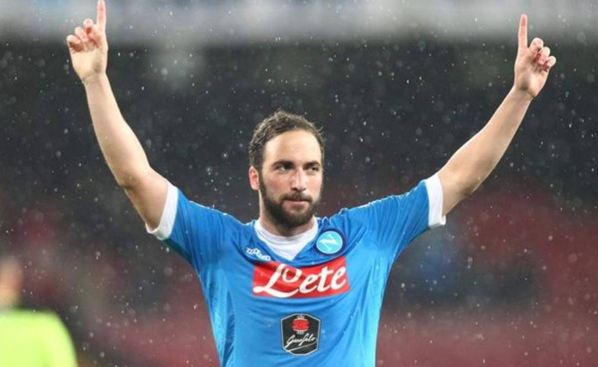 Higuaín ya pasó reconocimiento médico con la Juventus, según Sky Italia