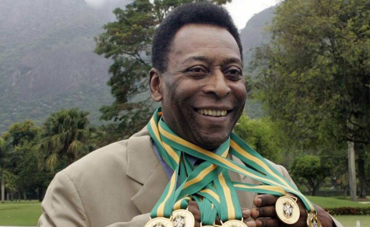 Salud de Pelé mejora pero es tratado en cuidados intensivos