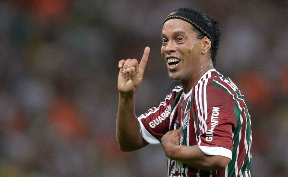 Ronaldinho Gaúcho, 36 años de puro fútbol y magia