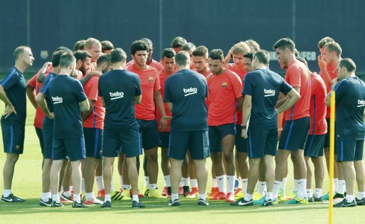 Barcelona completa los entrenamientos con doce jugadores de la filial