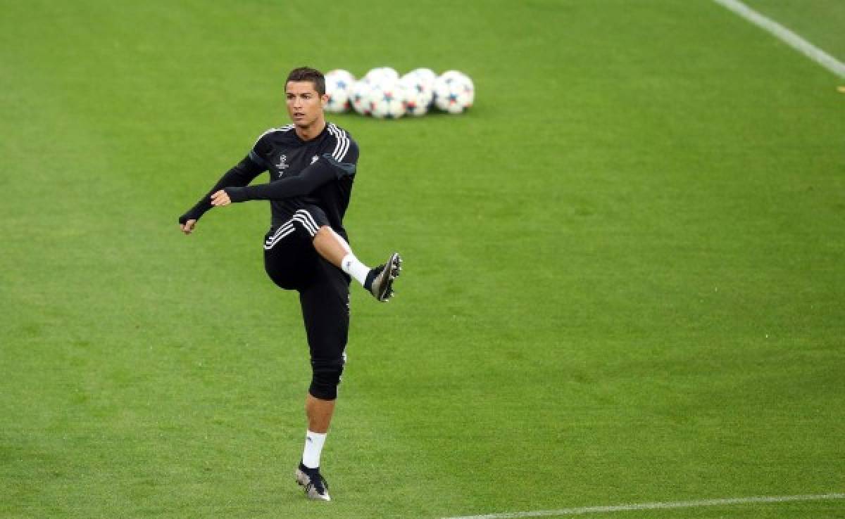 Cristiano entrenó con molestias en la espalda previo al Juventus-Real Madrid