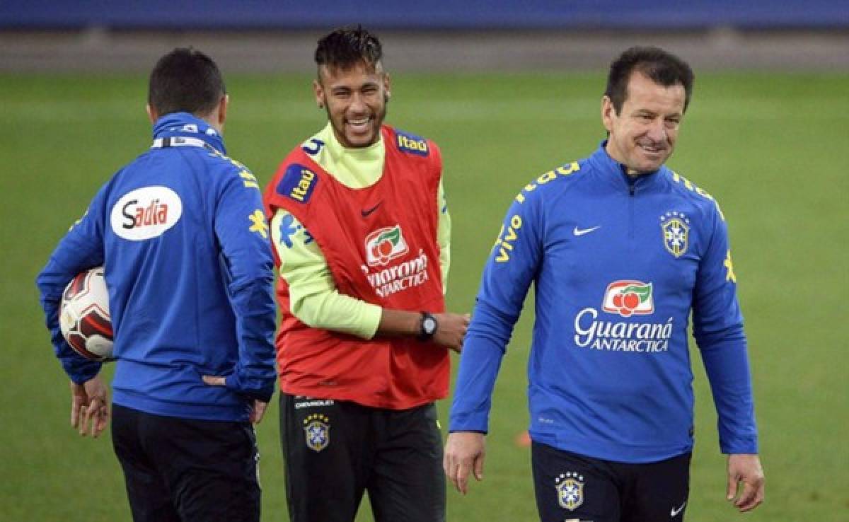 Dunga: 'Antes, la gente sólo veía a Messi, y ahora también a Neymar'