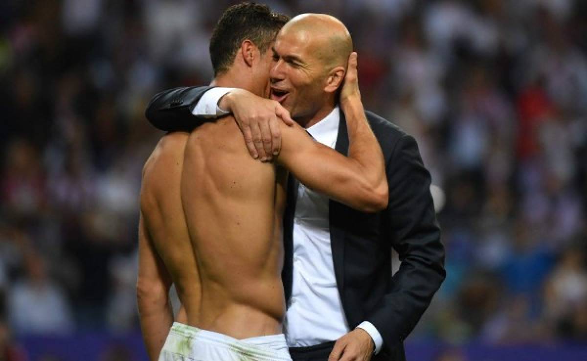 El tremendo abrazo de Zinedine Zidane con Cristiano Ronaldo