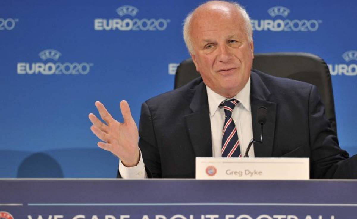 Presidente de federación inglesa predijo a caída de Blatter