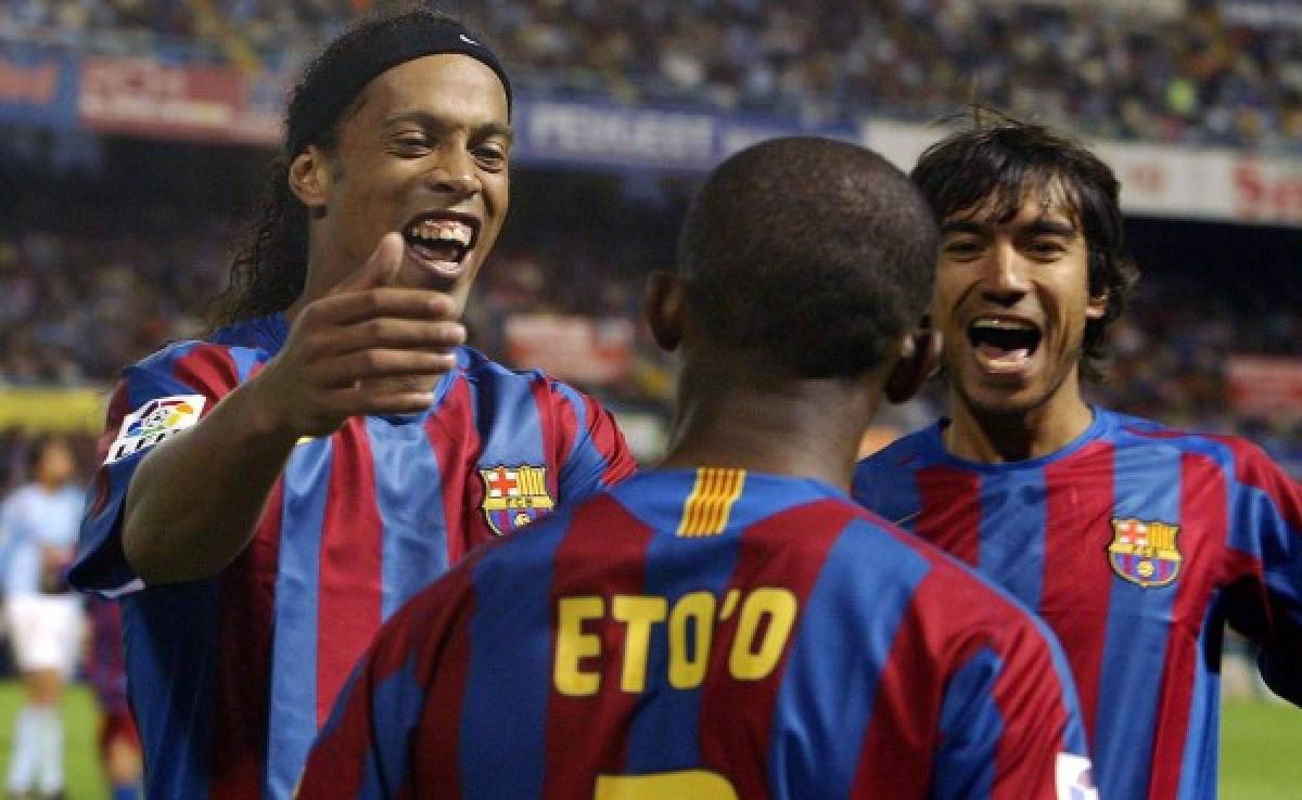 Samuel Eto'o invita a Ronaldinho a un evento especial en Londres
