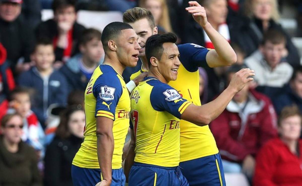 Doblete de Alexis da la victoria al Arsenal ante Sunderland