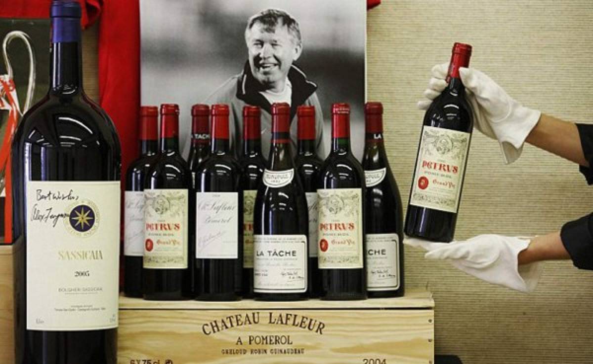 Alex Ferguson subastará su amplia colección de vinos