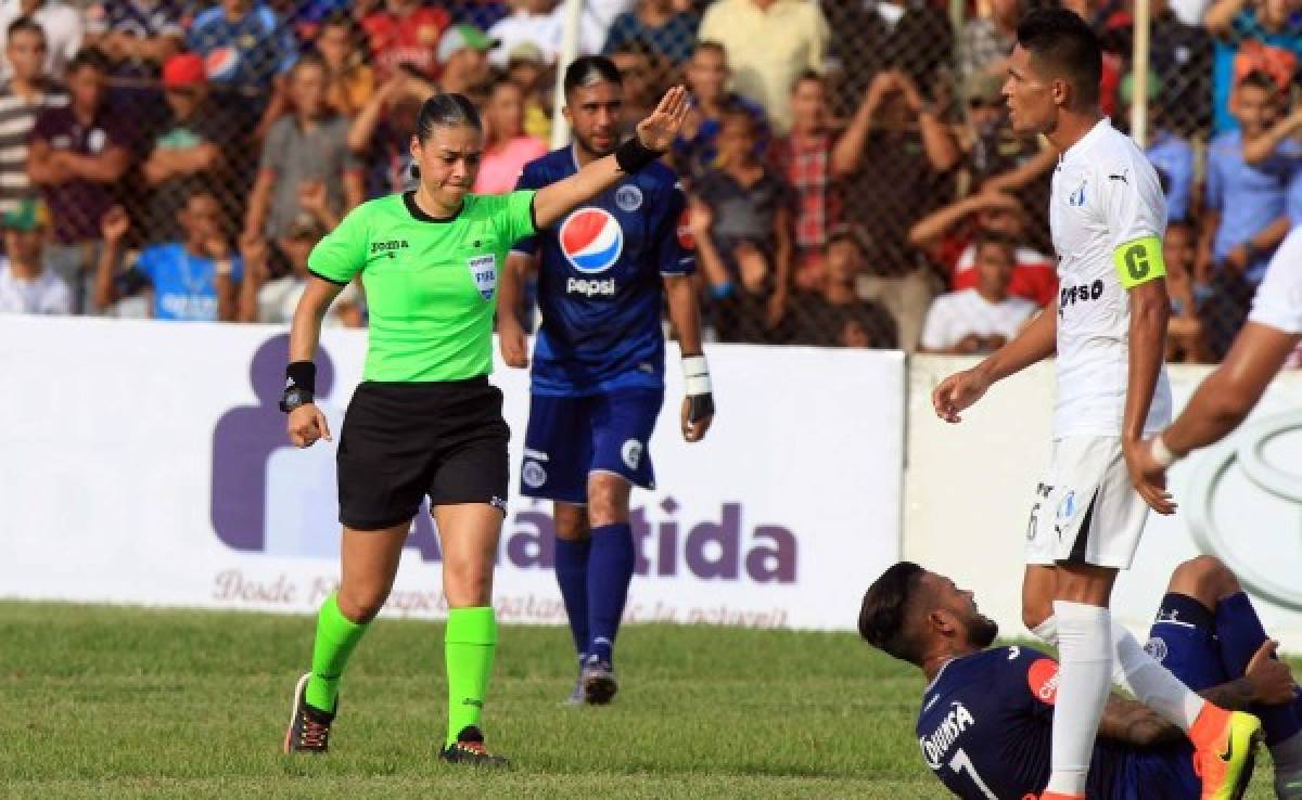 Melissa Pastrana, luego de debutar como árbitro en Honduras: 'No sentí nervios'