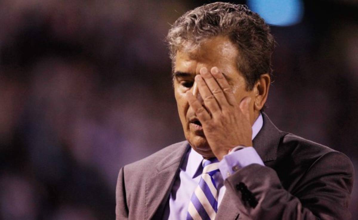 De mal en peor: ¡Pinto ya suma 10 derrotas con Honduras!