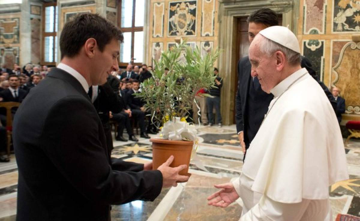 Messi jugará en Roma a petición del Papa Francisco