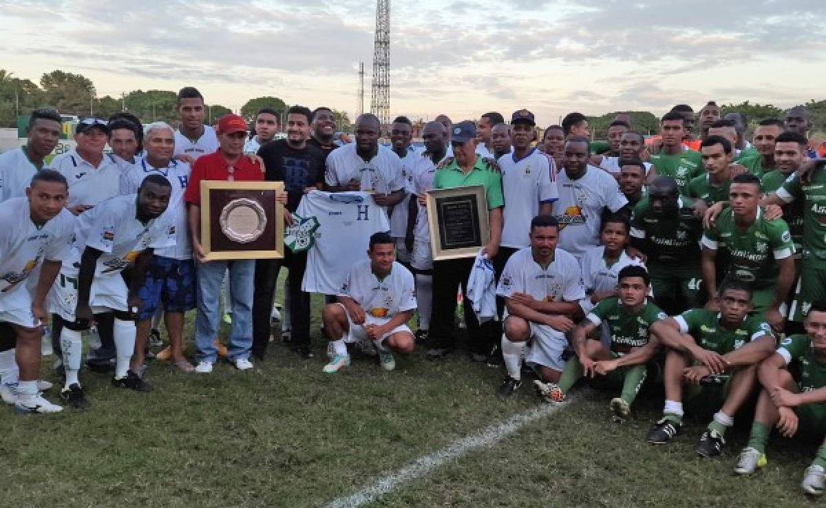 Espectáculo con poca afición en homenaje a 'Cañón' Funez y Hermelindo Cantarero