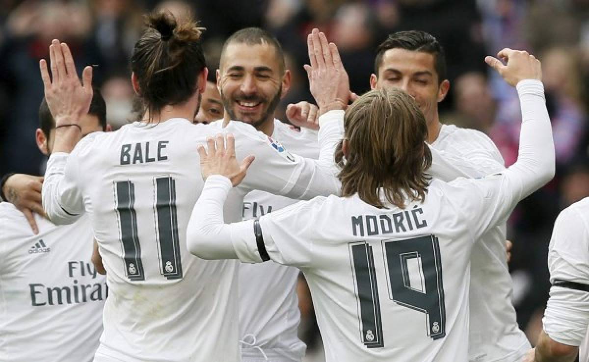 Real Madrid prepara 300 millones de euros para fichajes de emergencia