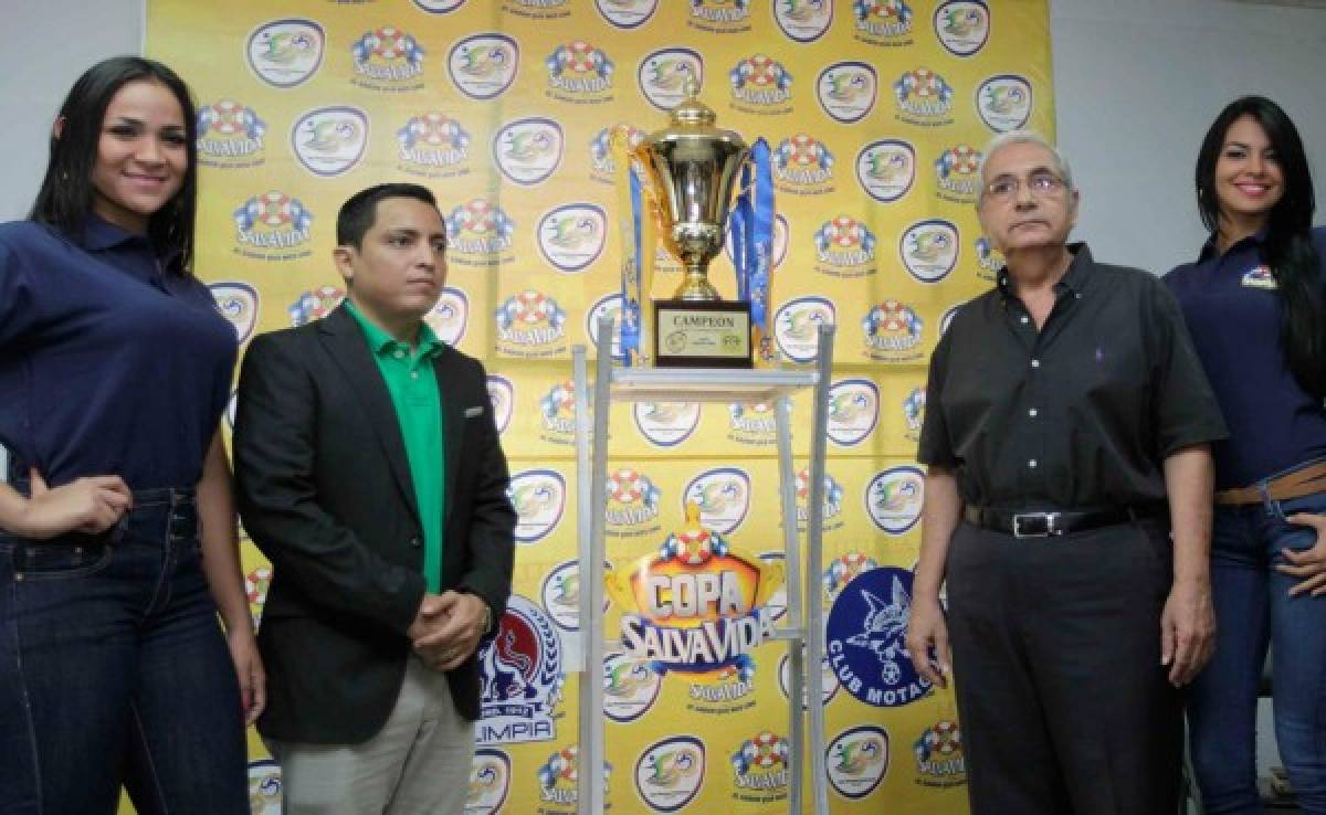 Esta es la copa de campeón que alzará Olimpia o Motagua