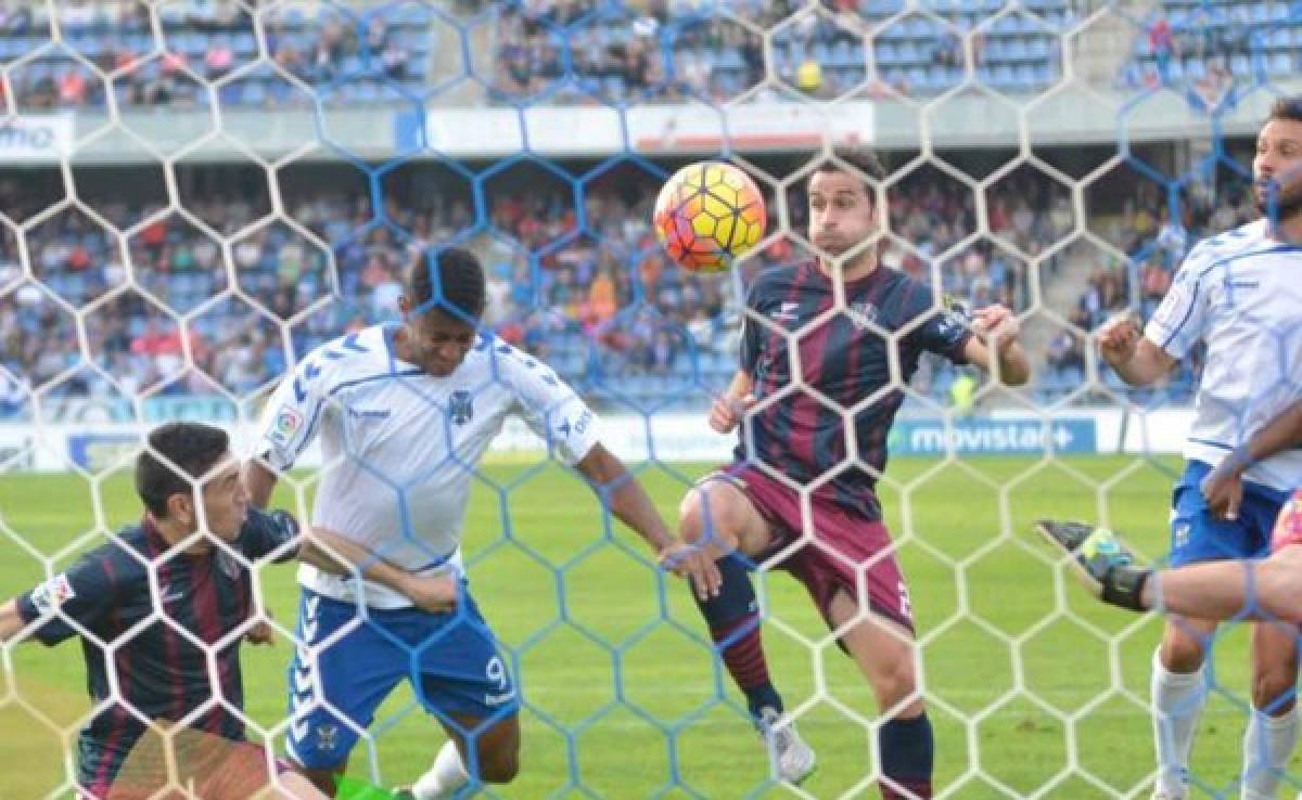 Sobre la hora, Huesca empató al Tenerife que ganaba con gol de Lozano