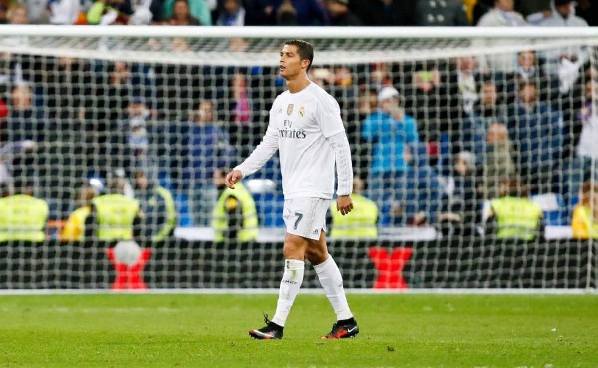 Cristiano Ronaldo disminuye su valor en el mercado; el de Neymar aumenta