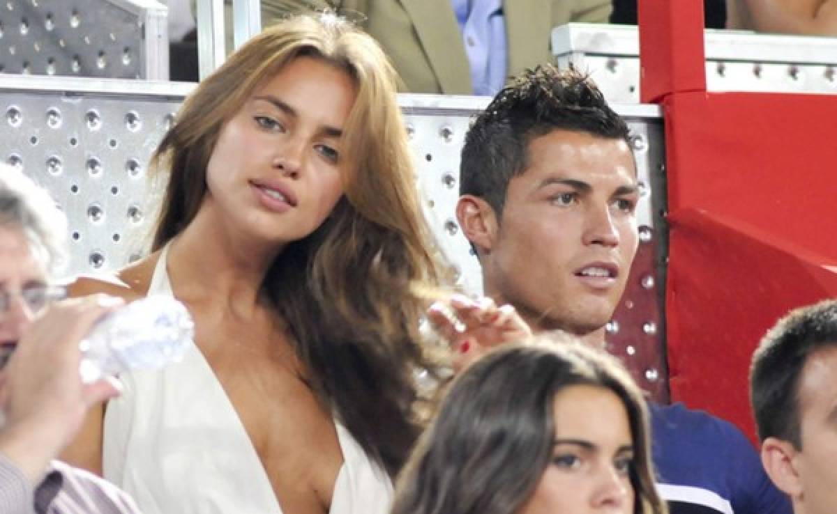 VIDEO: Irina se olvida de Cristiano en las playas de Colombia