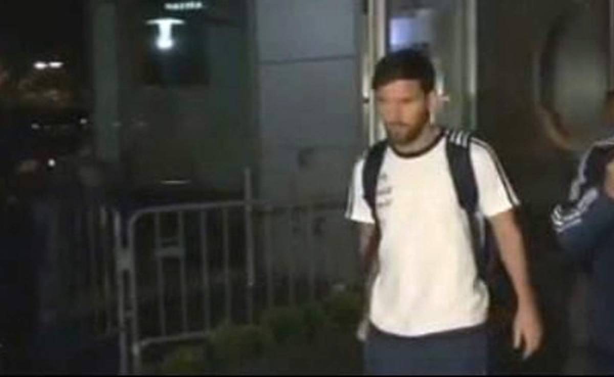 VIDEO: Así se retiró Messi de la concentración de Argentina