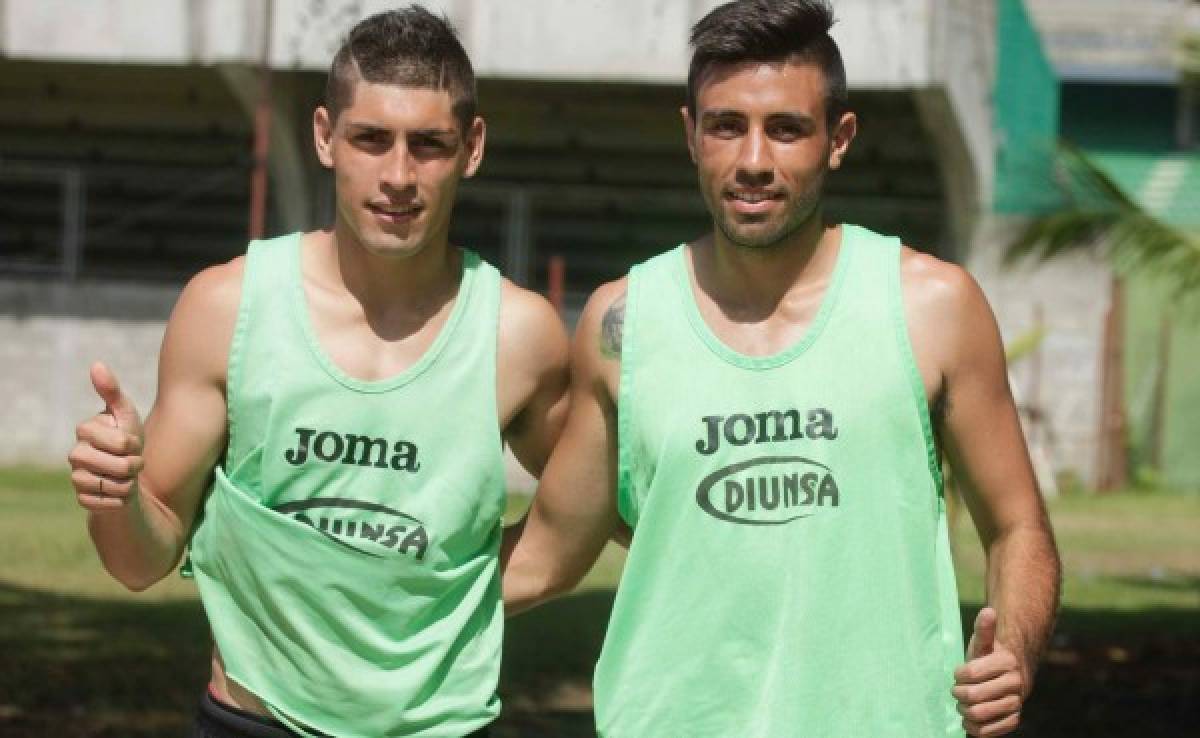 Dos futbolistas argentinos están a prueba con Marathón