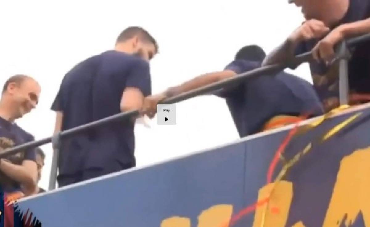 VIDEO: El momento en que Piqué imitó a Cristiano con el '¡calma! ¡calma!'
