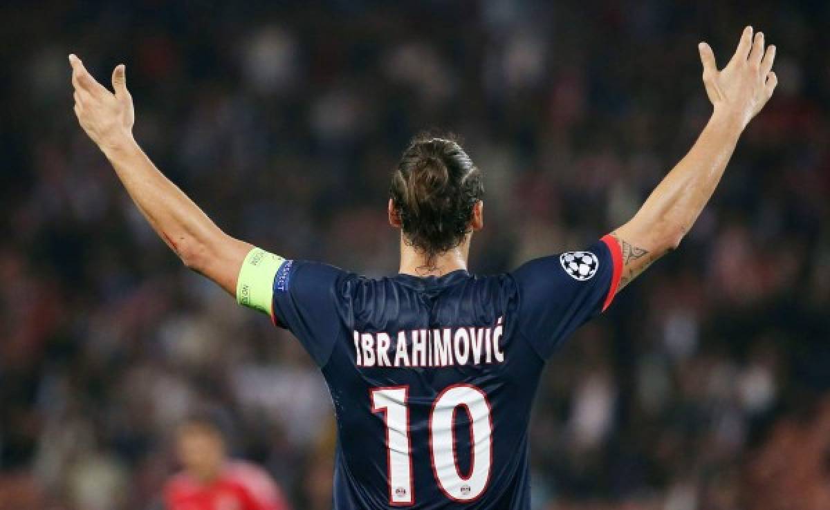 Zlatan Ibrahimovic anuncia que deja el PSG