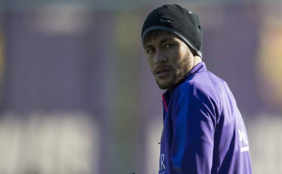 Gobierno español dice que 'todo debe estar regularizado' sobre 'caso Neymar'
